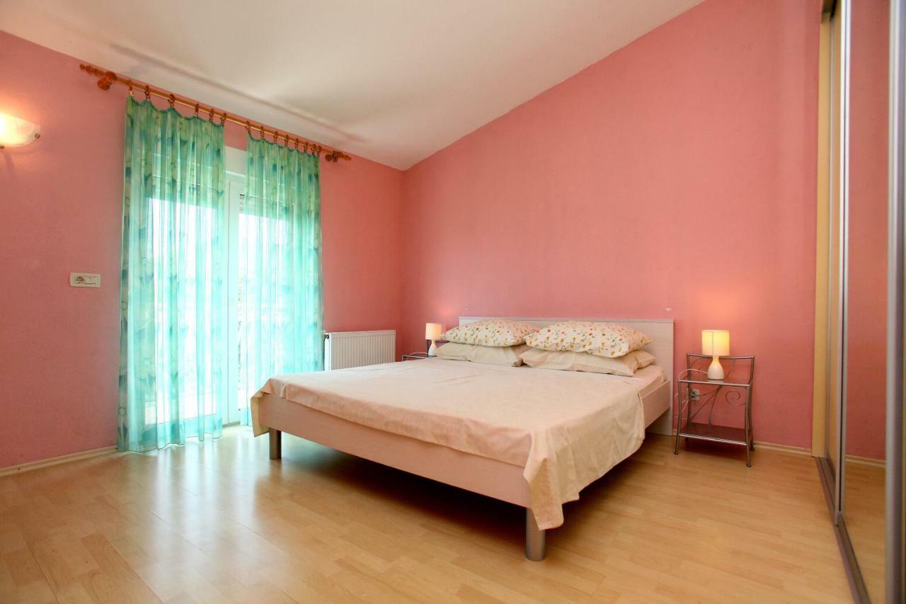 Apartman Dinka Trogir Buitenkant foto