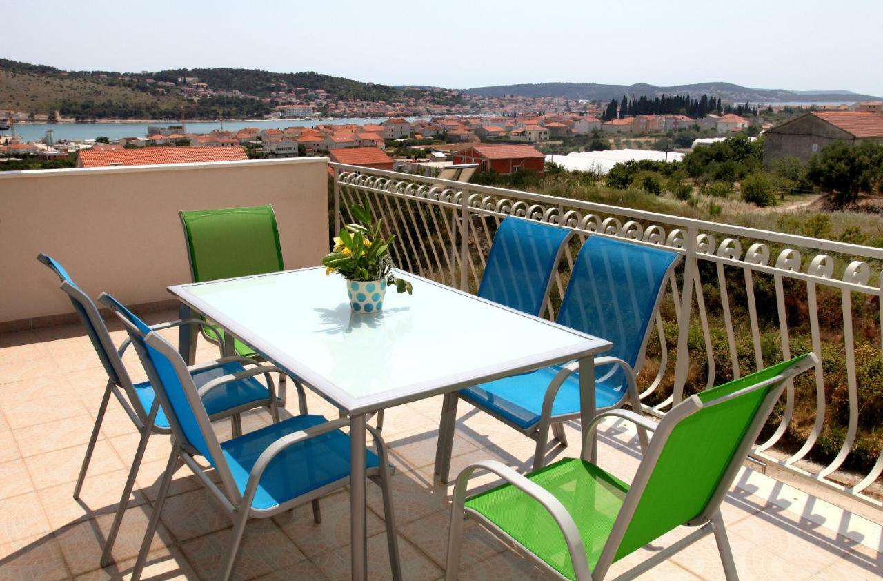 Apartman Dinka Trogir Buitenkant foto