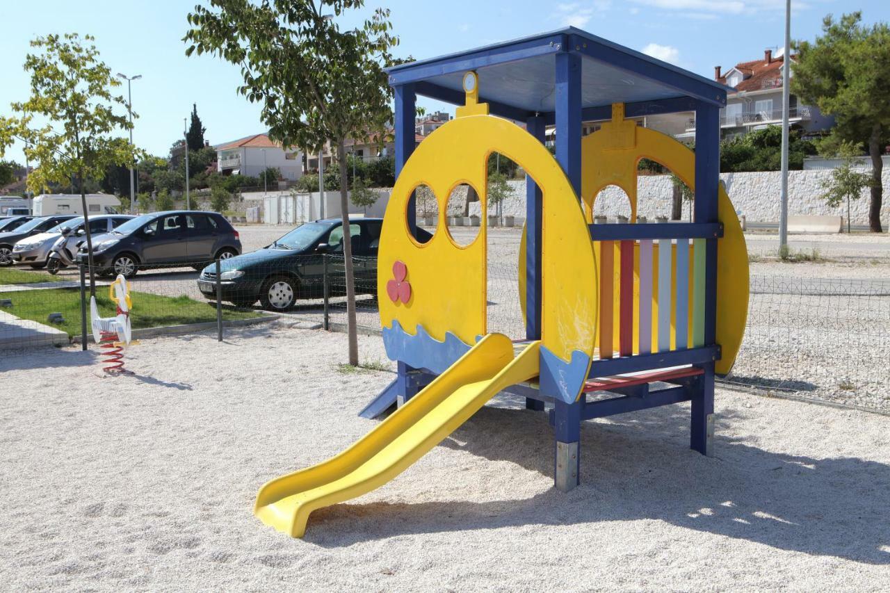 Apartman Dinka Trogir Buitenkant foto