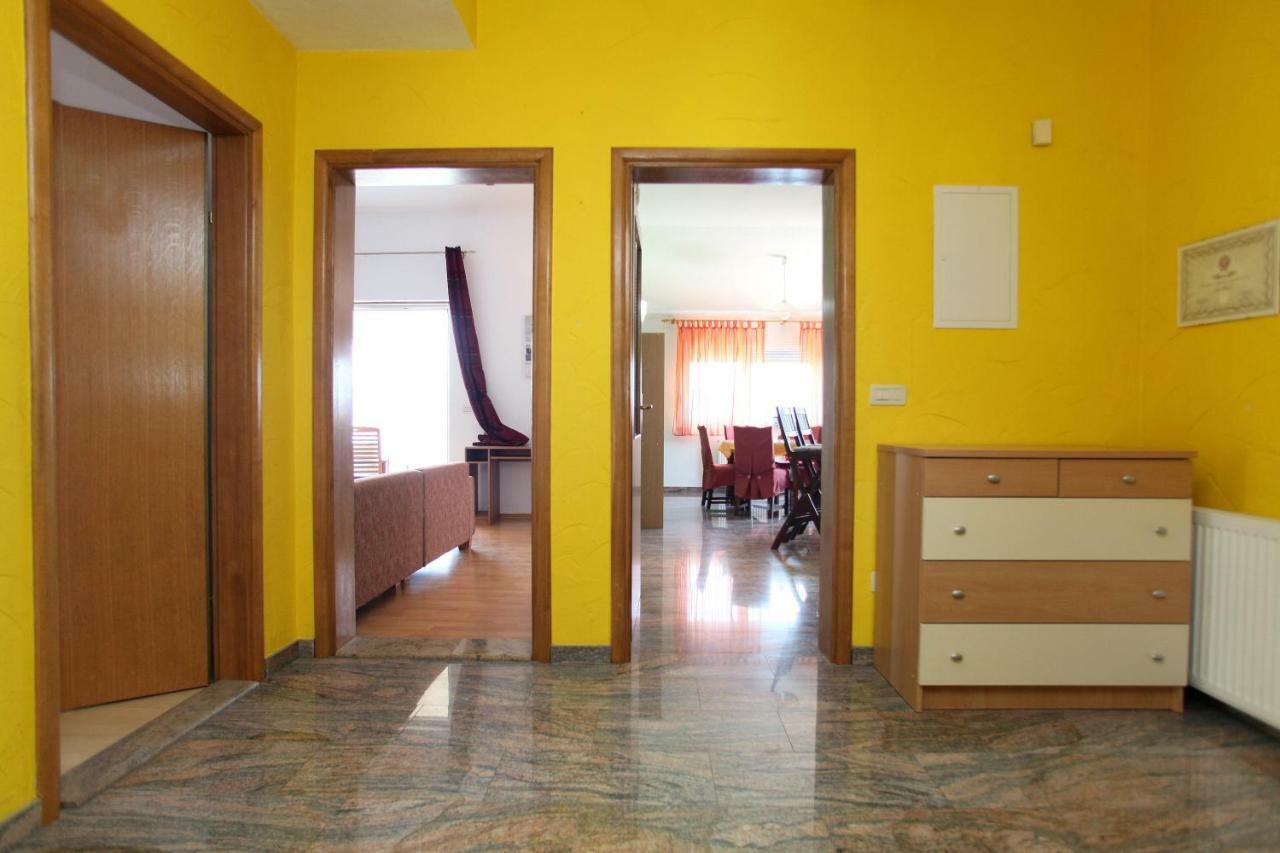 Apartman Dinka Trogir Buitenkant foto