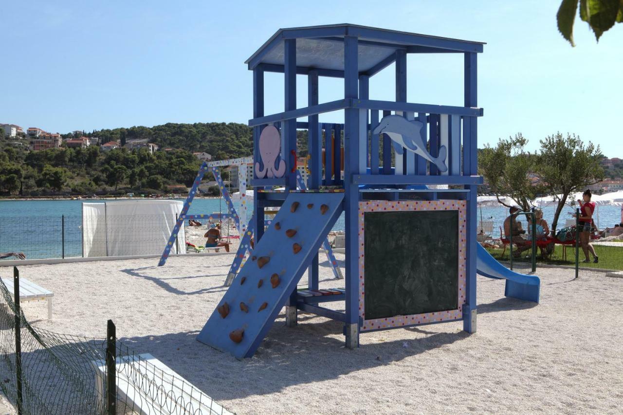 Apartman Dinka Trogir Buitenkant foto